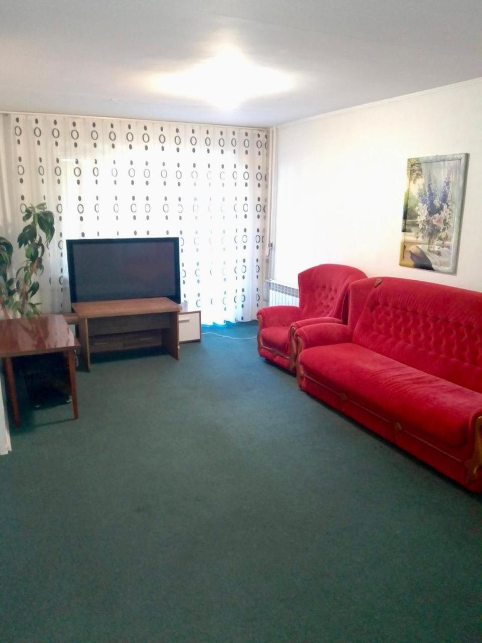 Mini Hotel Vesna Dnipro Ngoại thất bức ảnh