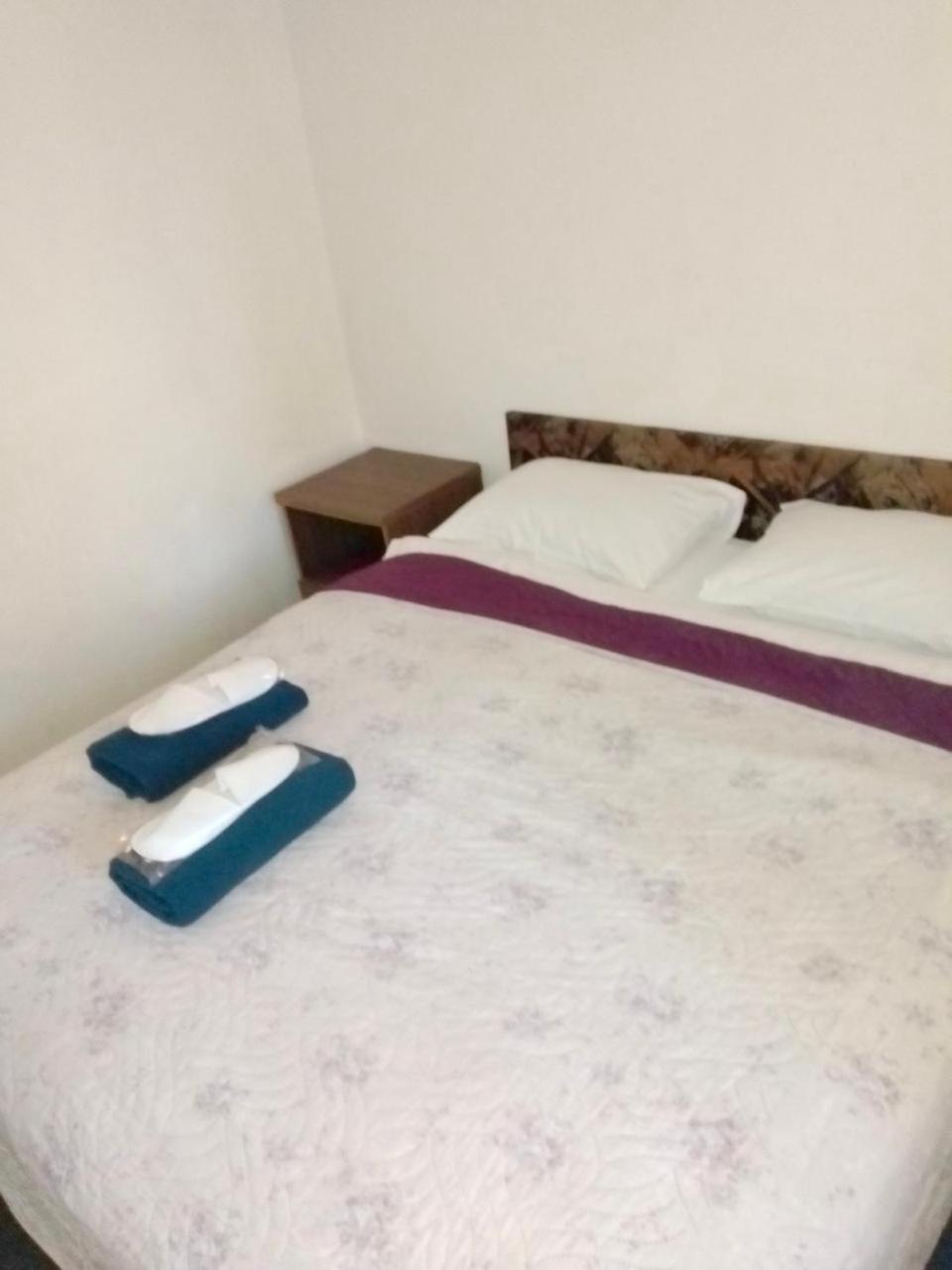Mini Hotel Vesna Dnipro Ngoại thất bức ảnh