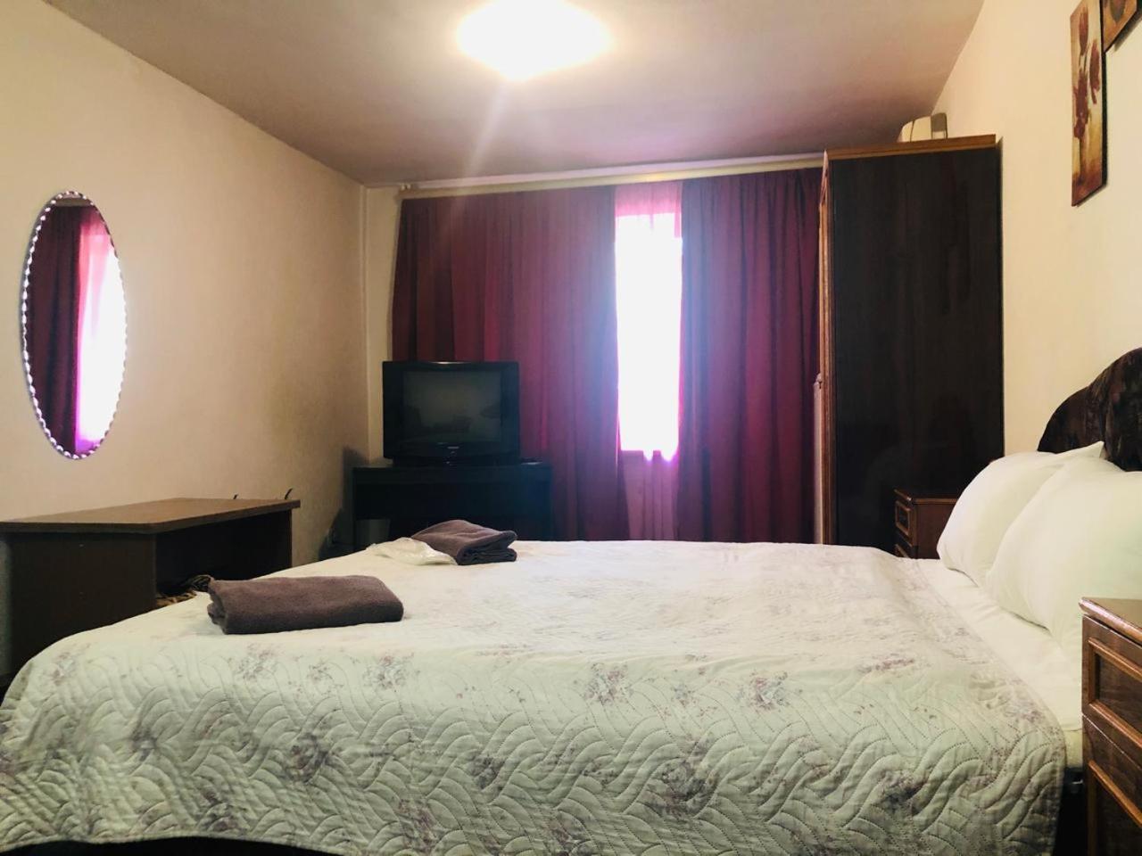 Mini Hotel Vesna Dnipro Ngoại thất bức ảnh