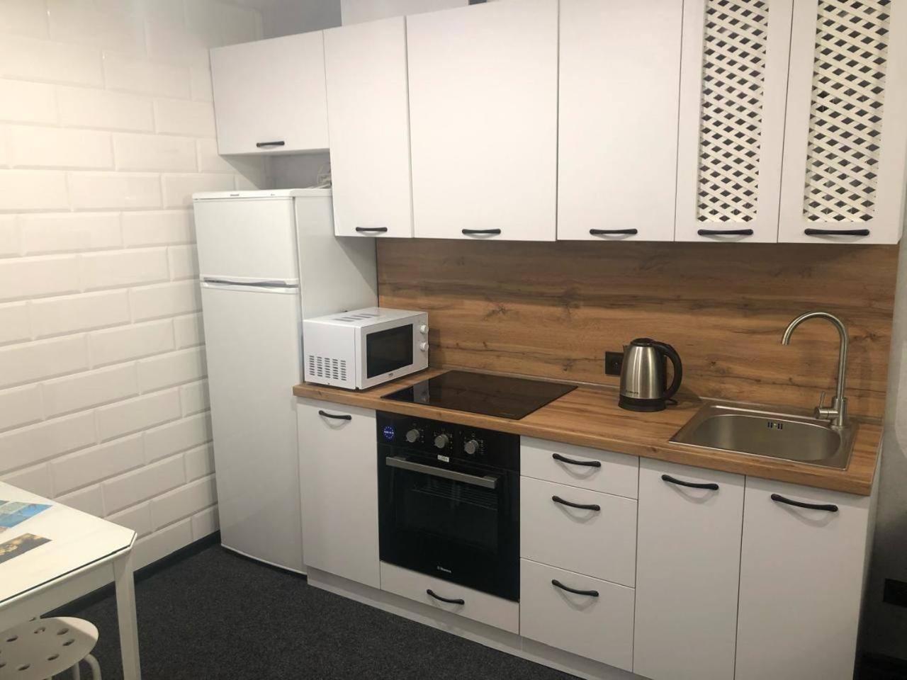 Mini Hotel Vesna Dnipro Ngoại thất bức ảnh