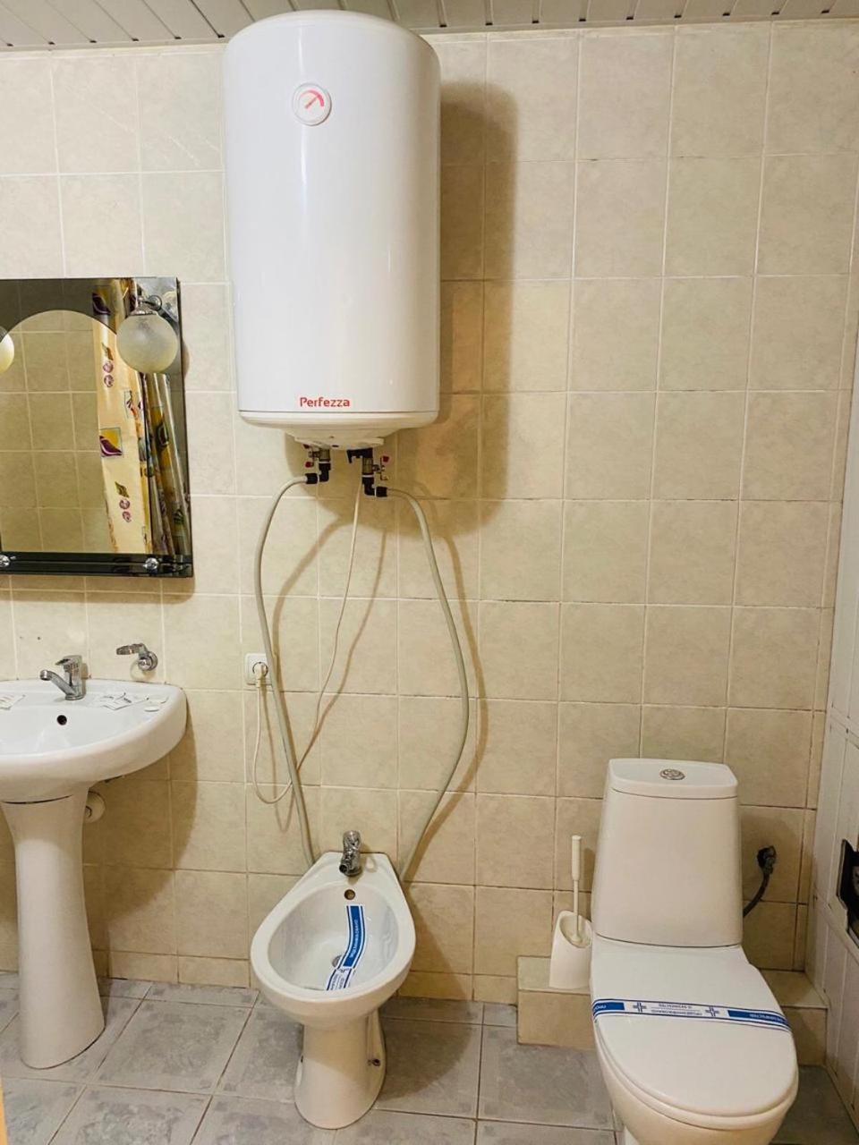 Mini Hotel Vesna Dnipro Ngoại thất bức ảnh