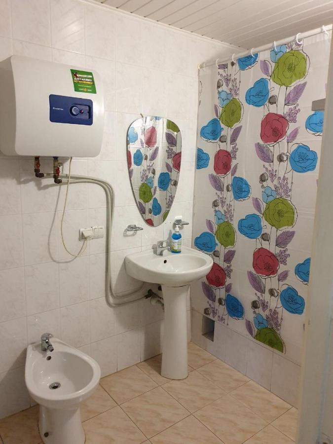 Mini Hotel Vesna Dnipro Ngoại thất bức ảnh