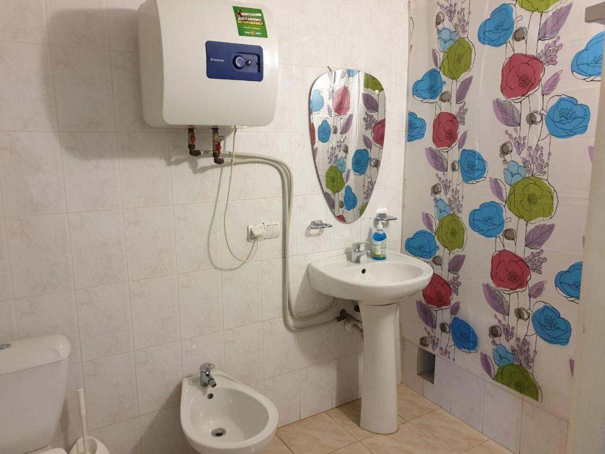 Mini Hotel Vesna Dnipro Ngoại thất bức ảnh